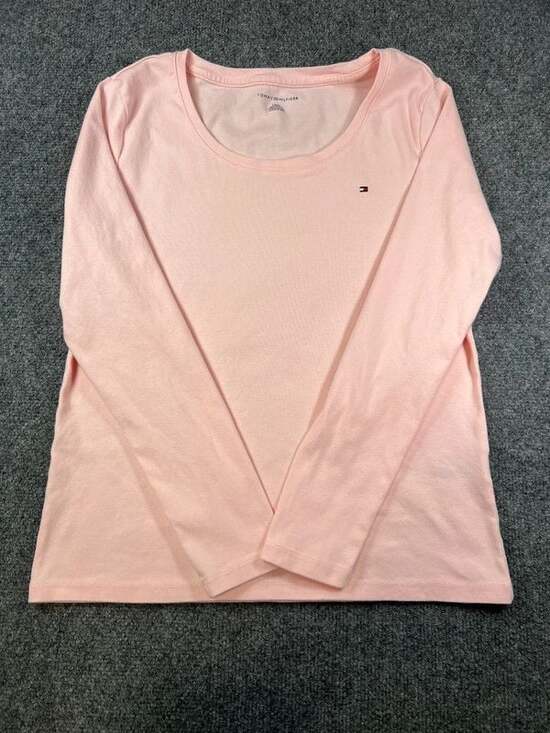 Tommy Hilfiger Tops - Light pink long sleeve Tommy Hilfiger shirt size large C91